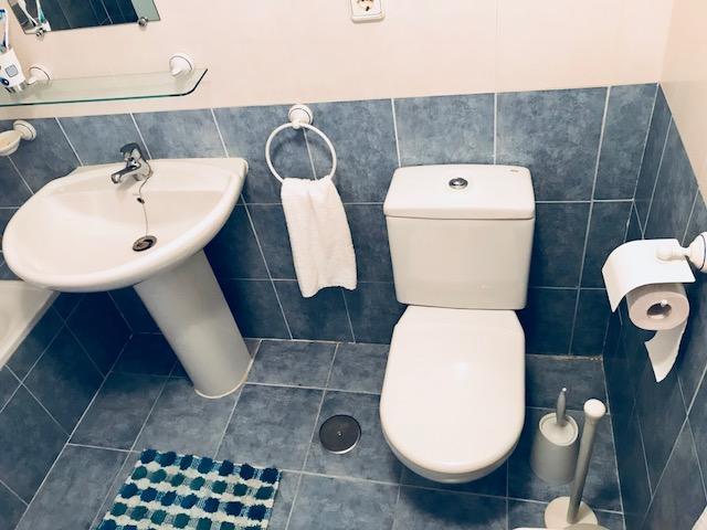 2236-Lovely Groundfloor With Pool View 카사레스 외부 사진