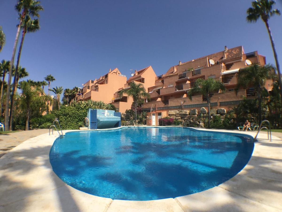 2236-Lovely Groundfloor With Pool View 카사레스 외부 사진